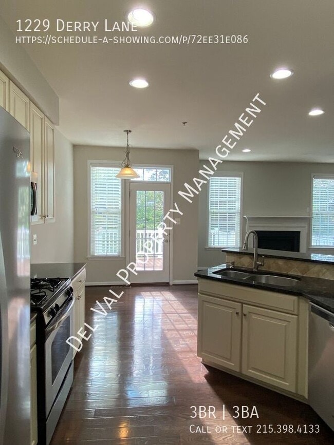 Building Photo - 1229 Derry Ln