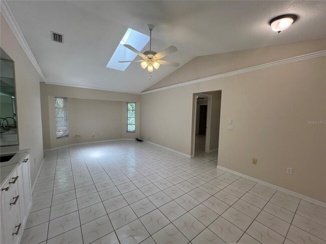 Building Photo - 1516 Abel St