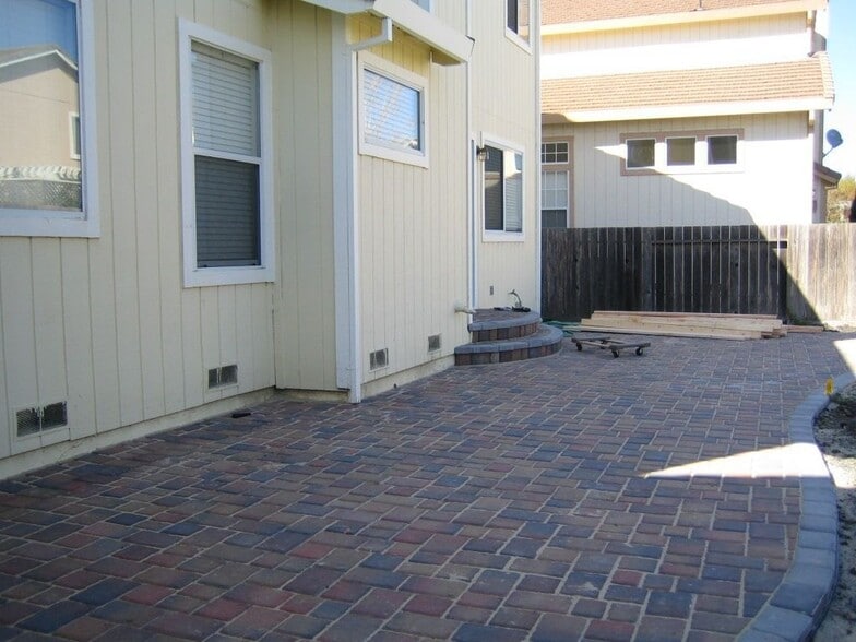 Large Patio - 8022 Mammoth Dr