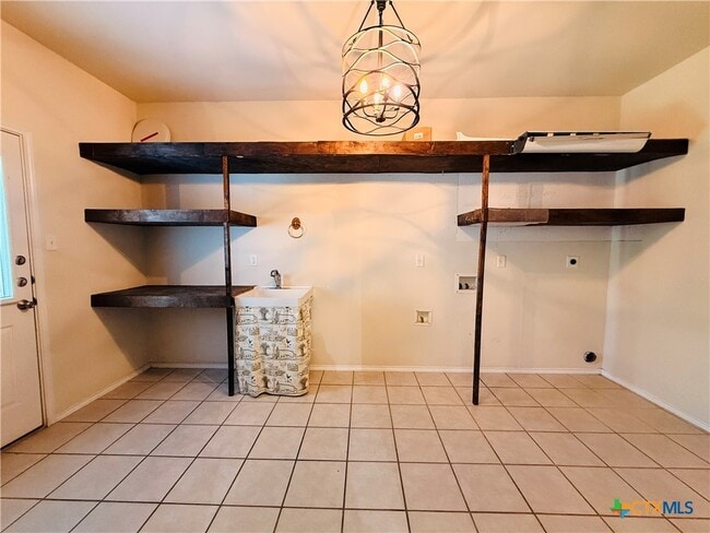 Building Photo - 109 W Great Plains Trail