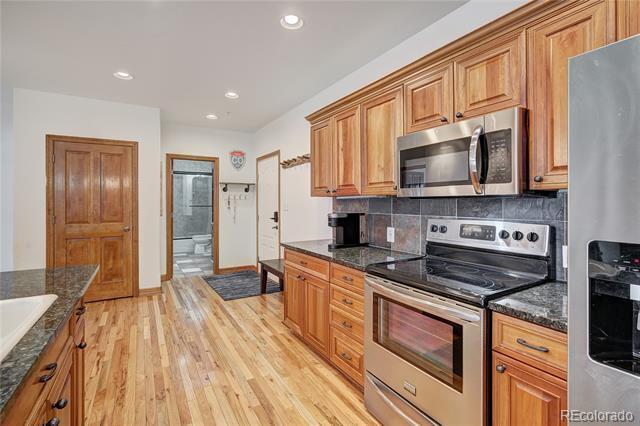 Building Photo - 101 E Main St