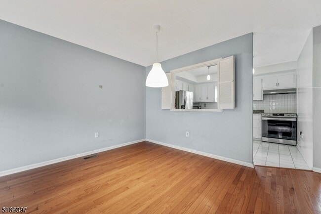 Building Photo - 777 Springfield Ave