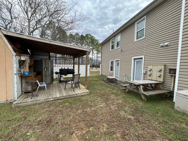 Building Photo - 12102 Carriage Ct SE