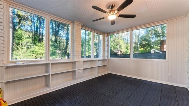 Building Photo - 2676 Cottonwood Dr