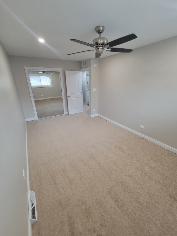 Building Photo - 482 Duane Terrace