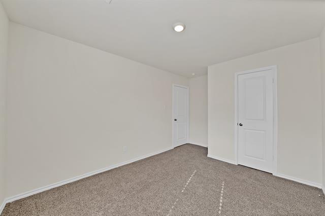 Building Photo - 3114 Pr Hl Grv