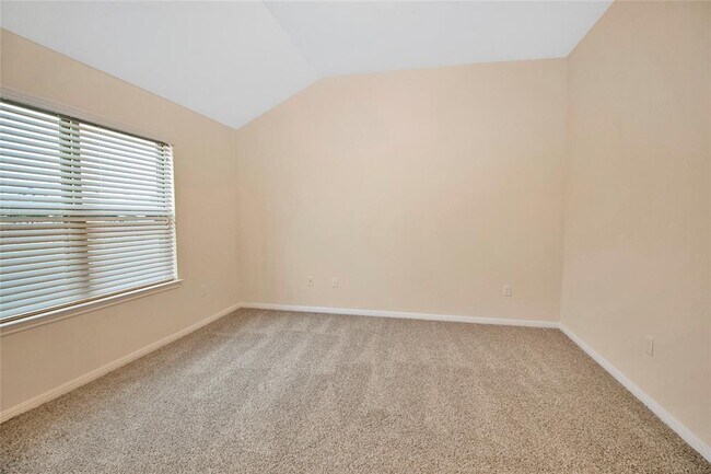 Building Photo - 1603 Airedale Rd