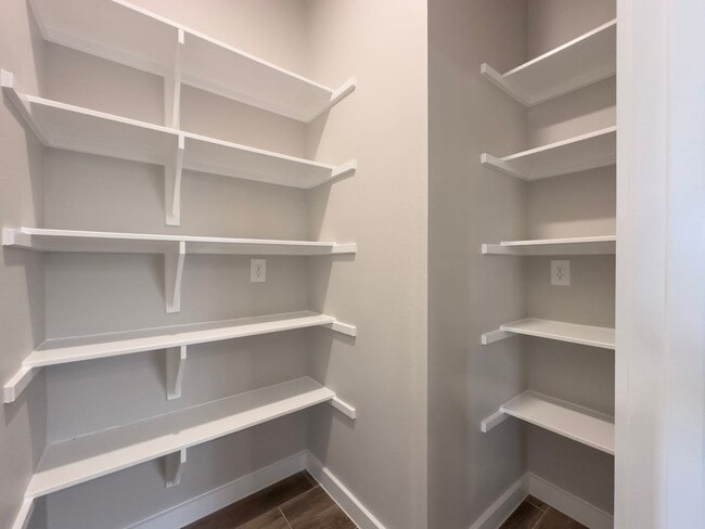 Building Photo - Newly constructed 4bd Home in Villas San A...