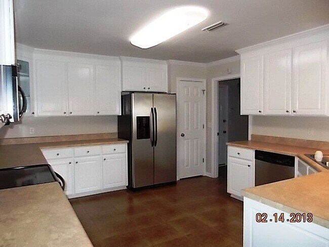 Building Photo - 113 Eufaula Drive
