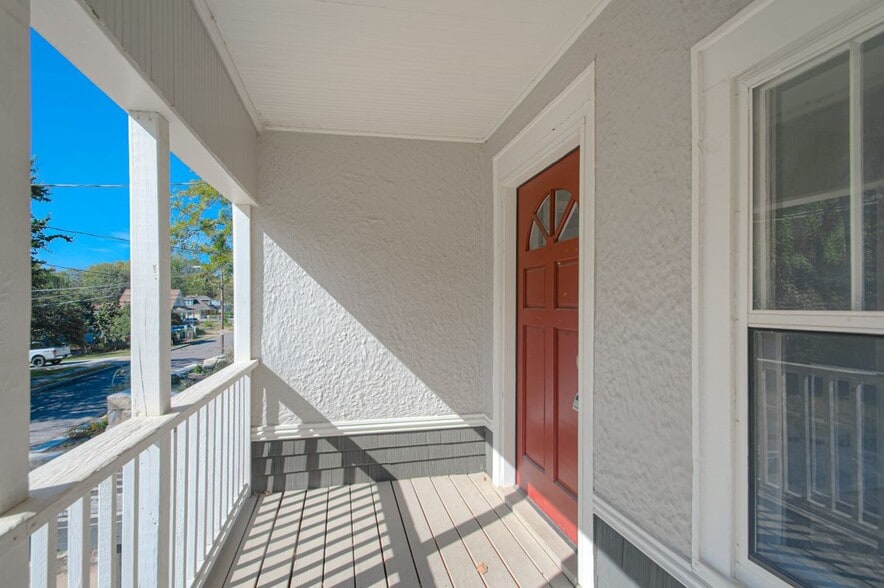Building Photo - 3138 W 43rd Ave