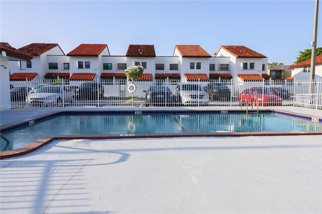 Building Photo - 6211 SW 138th Ct