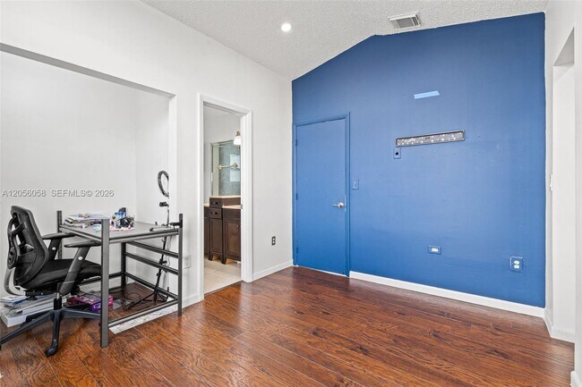 Building Photo - 13990 SW 160th Terrace