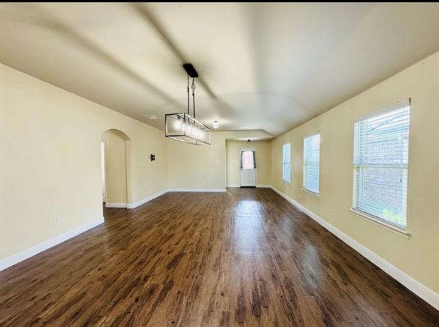 Building Photo - 2112 Shady Glen Trail