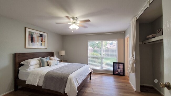 Building Photo - 14419 Cypress Leaf Dr
