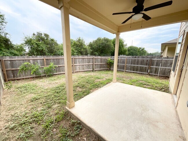 Building Photo - Luxury 2-story | 3-bedroom | 2.5-bath  dup...