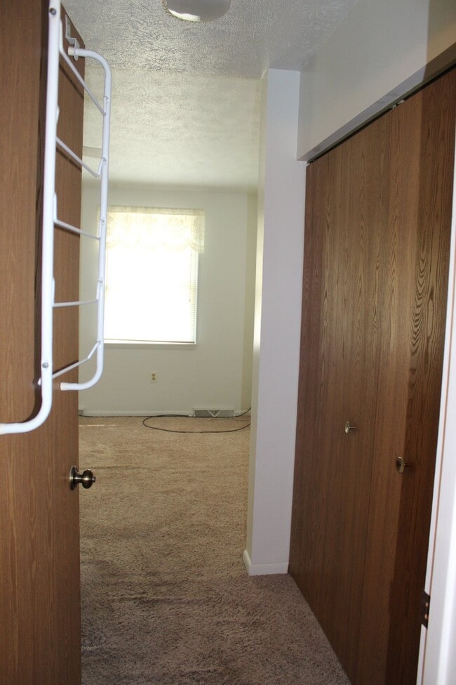 Building Photo - Adorable 2 Bedroom Townhome in Baldwin