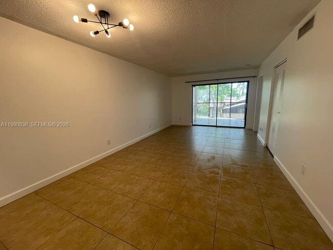 Building Photo - 3410 Foxcroft Rd