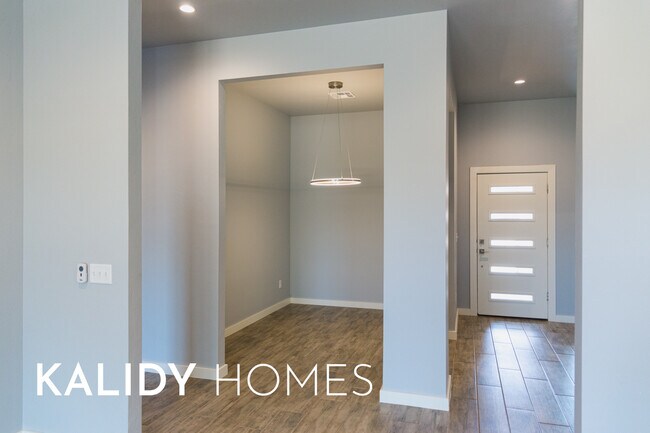 Building Photo - 512 Remington Ave