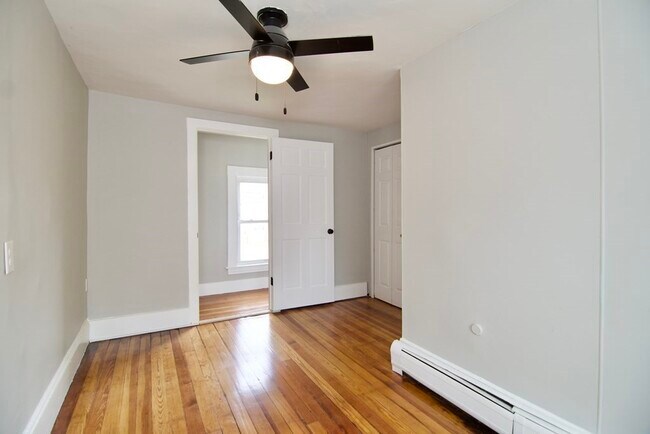 Building Photo - 145 Pleasant St