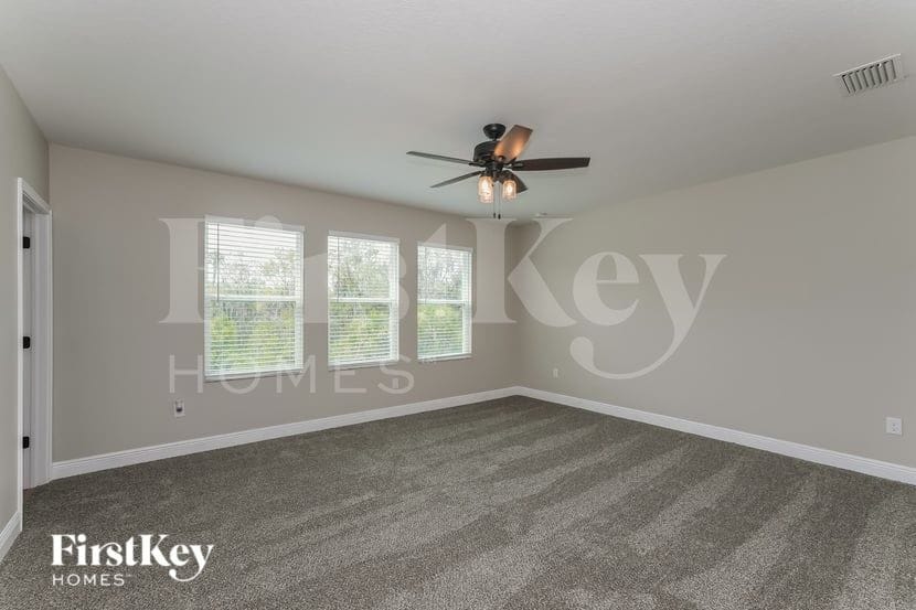 Building Photo - 4323 Reisswood Lp