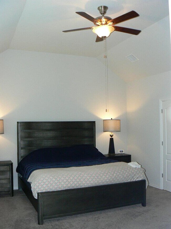 Building Photo - 5900 Bucine Cv