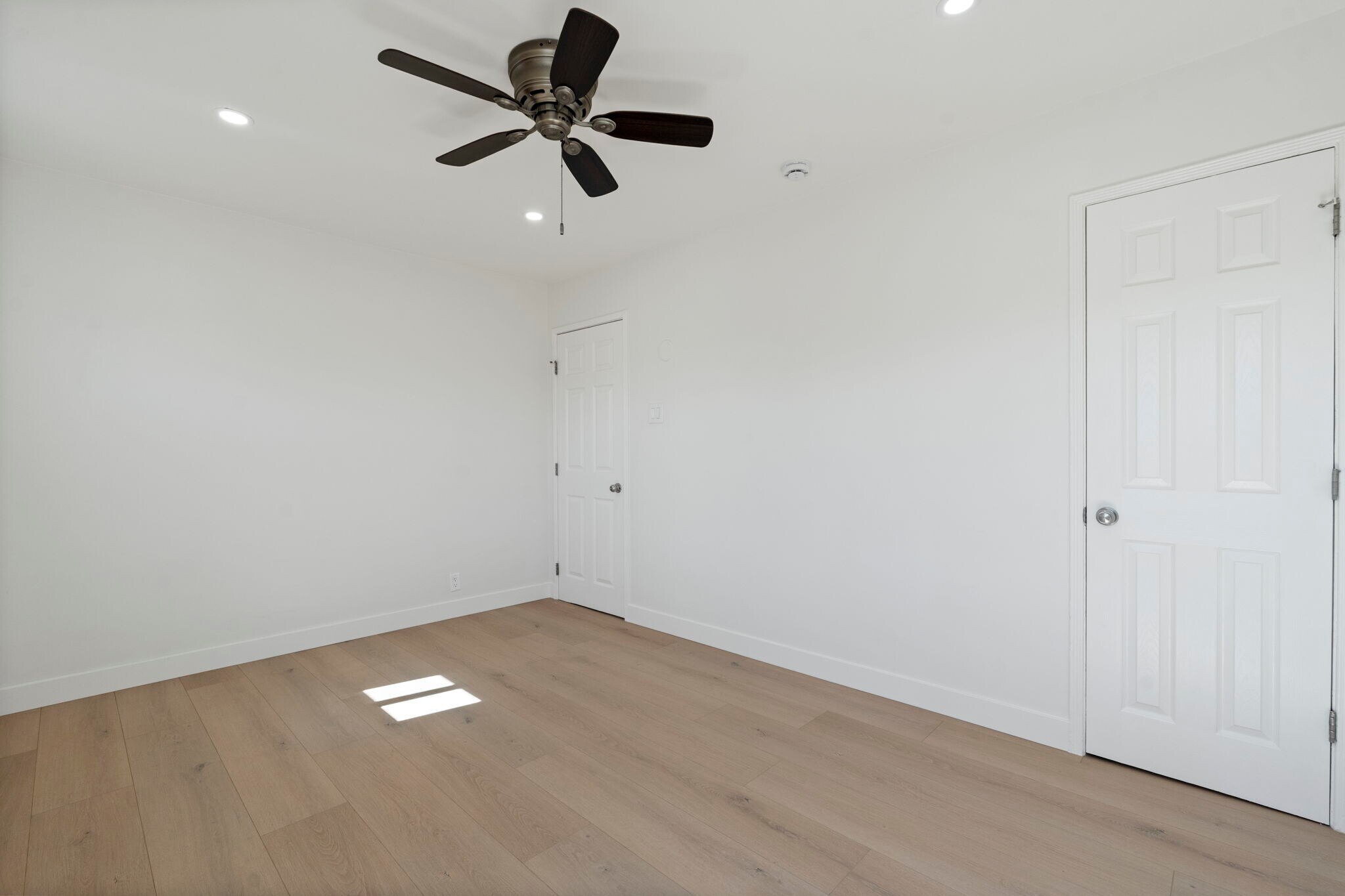 Building Photo - 13312 Lemoli Ave