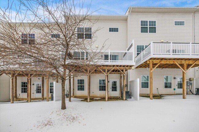 Building Photo - 4213 WOODSPRING Ln