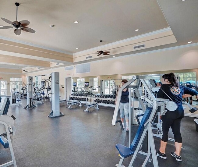 Building Photo - 205 SE 29th Terrace