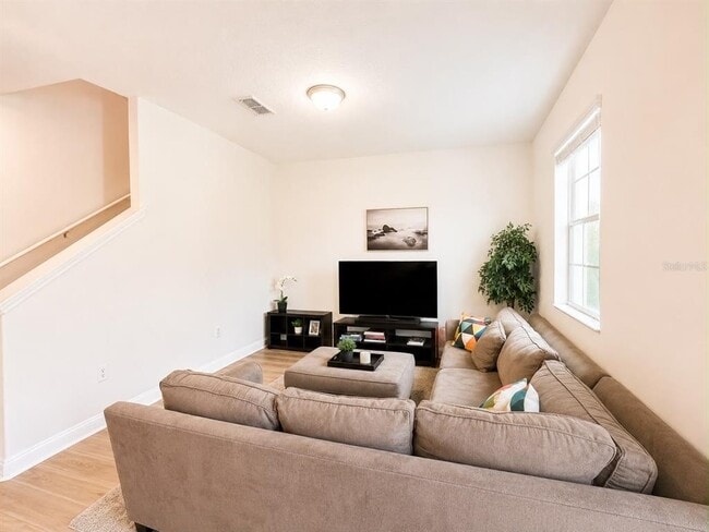 Building Photo - 12820 Strode Ln
