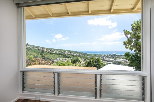 Building Photo - 1603A Paula Dr