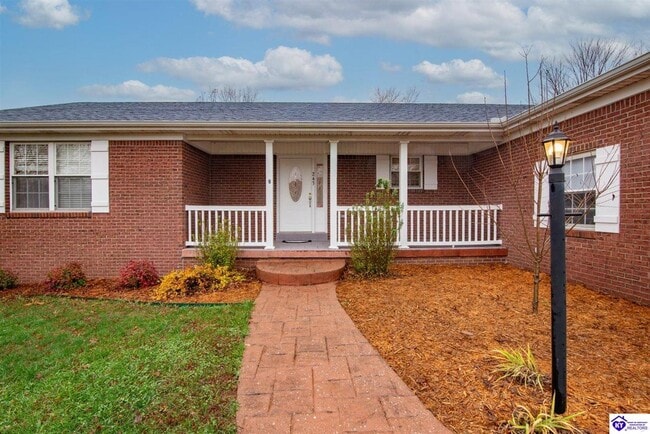 Building Photo - 243 Emmaus Cir