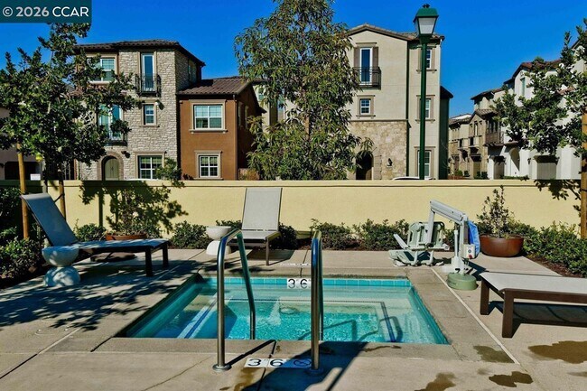 Building Photo - 5043 Ivy Leaf Springs Rd