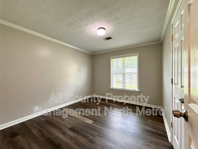 Building Photo - 36 Hartley Woods Dr