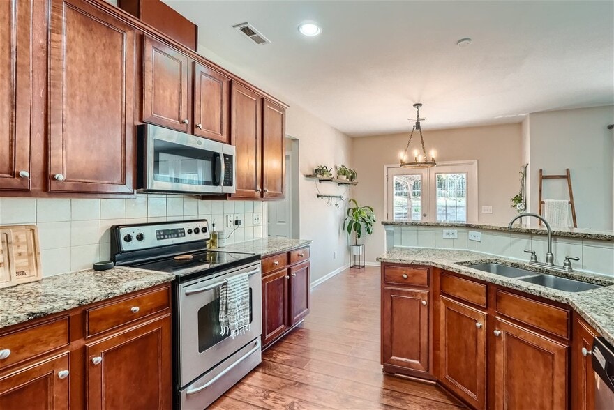 Building Photo - 13165 Wilburn Park Ln