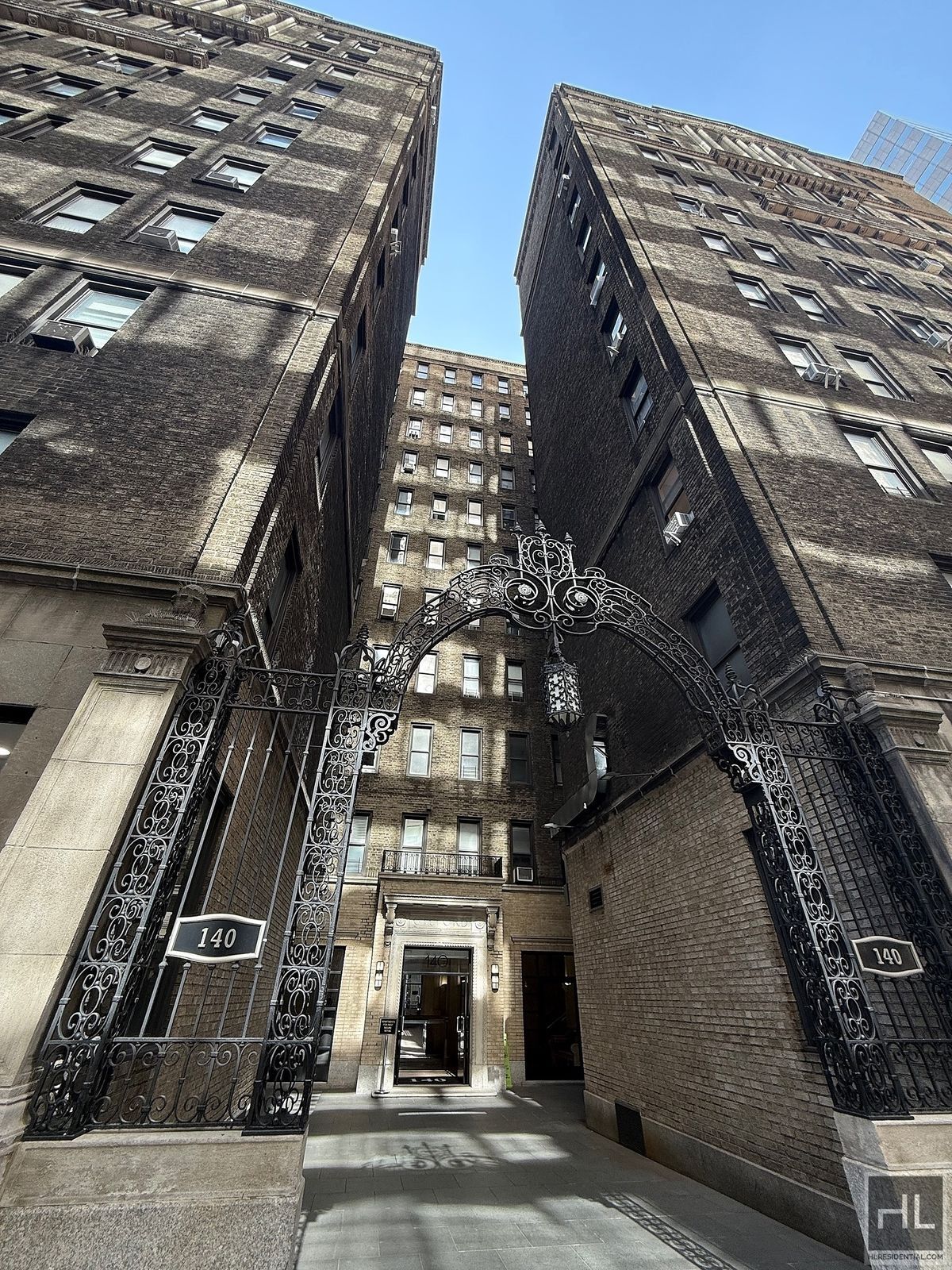 Building Photo - EAST 46 STREET