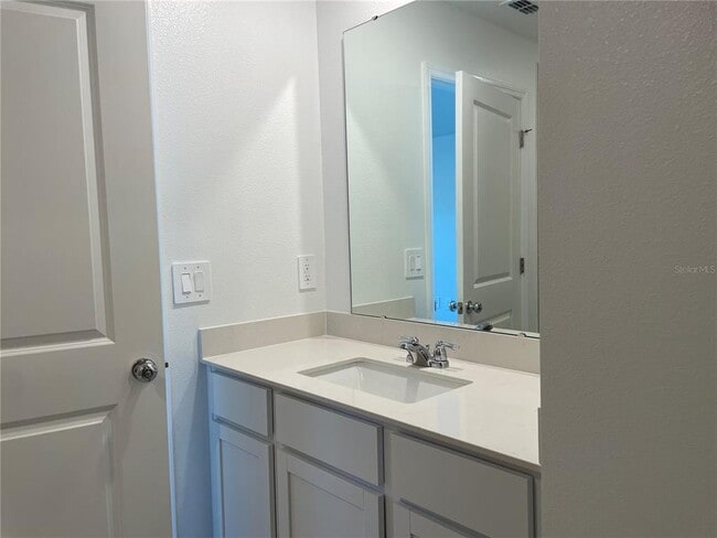 Building Photo - 1374 Blue Ash Ln