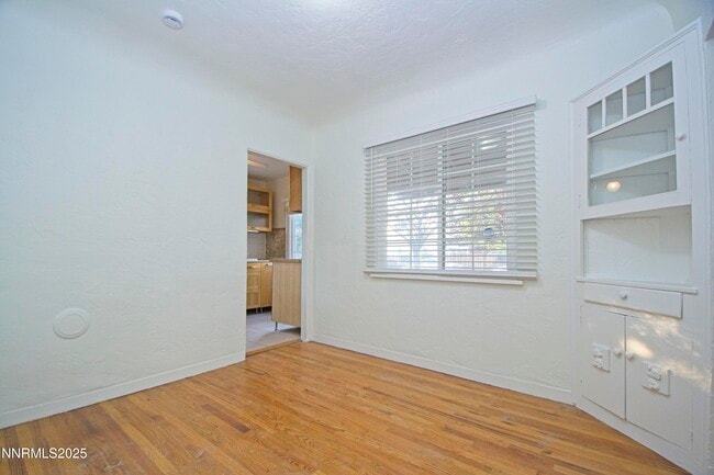 Building Photo - 1418 E St