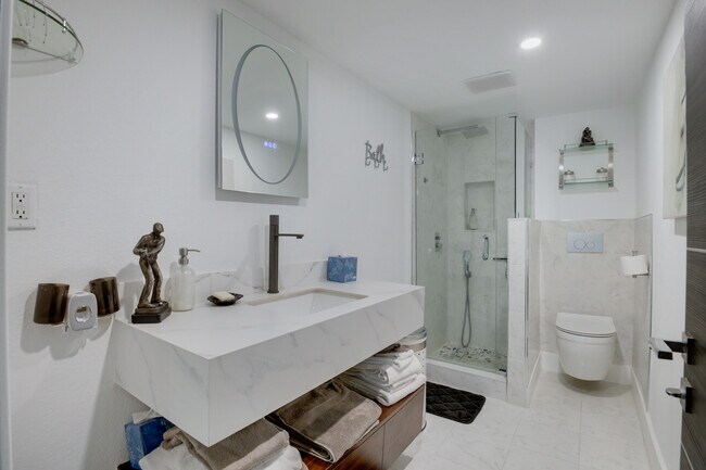 Building Photo - 4393 Trevi Ct