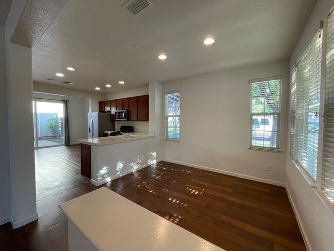 Building Photo - Two Story Home w/ Fridge Included, Attache...