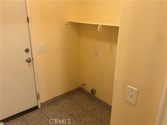 Building Photo - 5562 Horseshoe Way