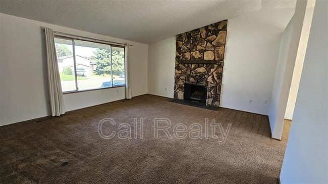 Building Photo - 14110 E Desmet Ave