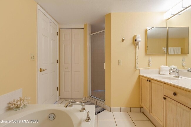 Building Photo - 555 Harrison Ave