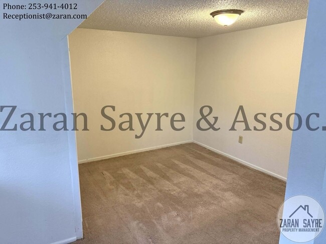 Building Photo - 290 - Studio Loft in Puyallup Valley