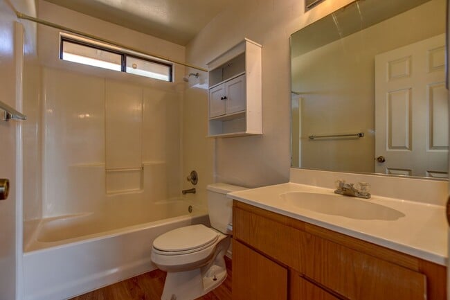 Building Photo - 6284 N Buckboard Dr