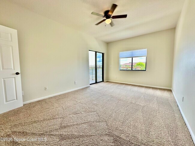 Building Photo - 1310 Lara Cir