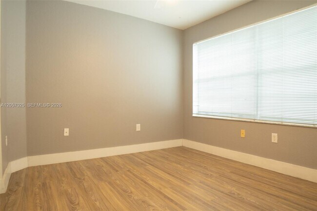 Building Photo - 16410 Sapphire Bend