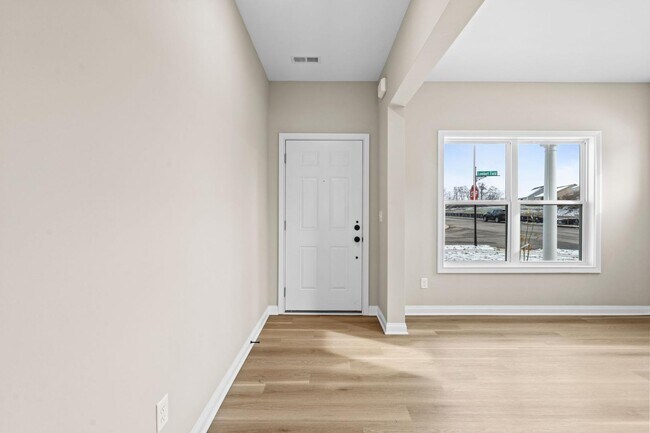 Building Photo - 112 Lambert Fld