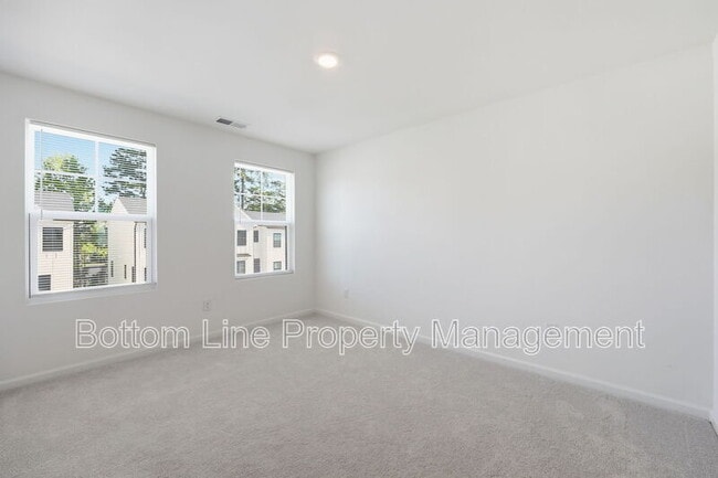 Building Photo - 3606 Elm Grv Ln