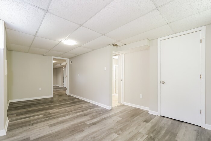 Building Photo - 4503 E 112 Terrace