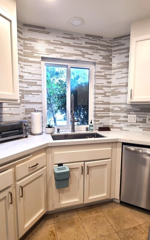 Building Photo - 5750 Friars Rd